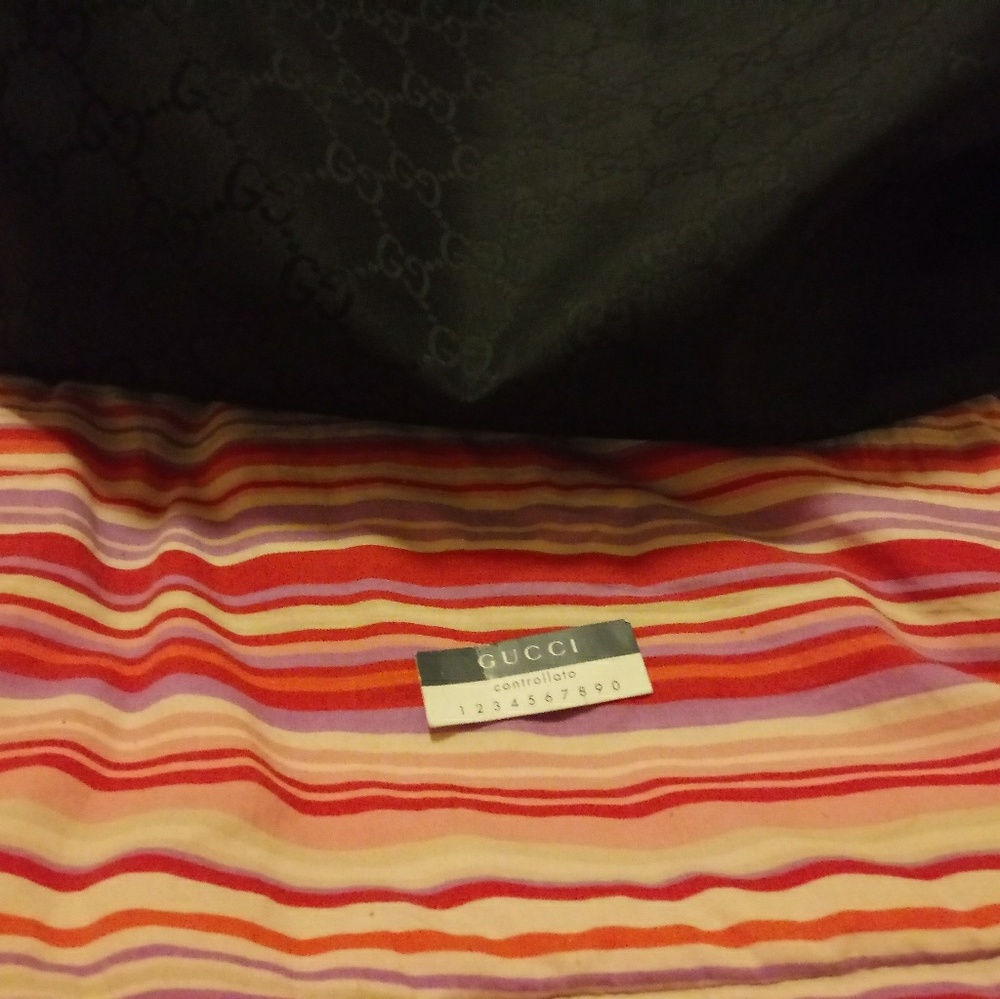 Authentic Gucci Duffle Bag - Picture 2 of 5